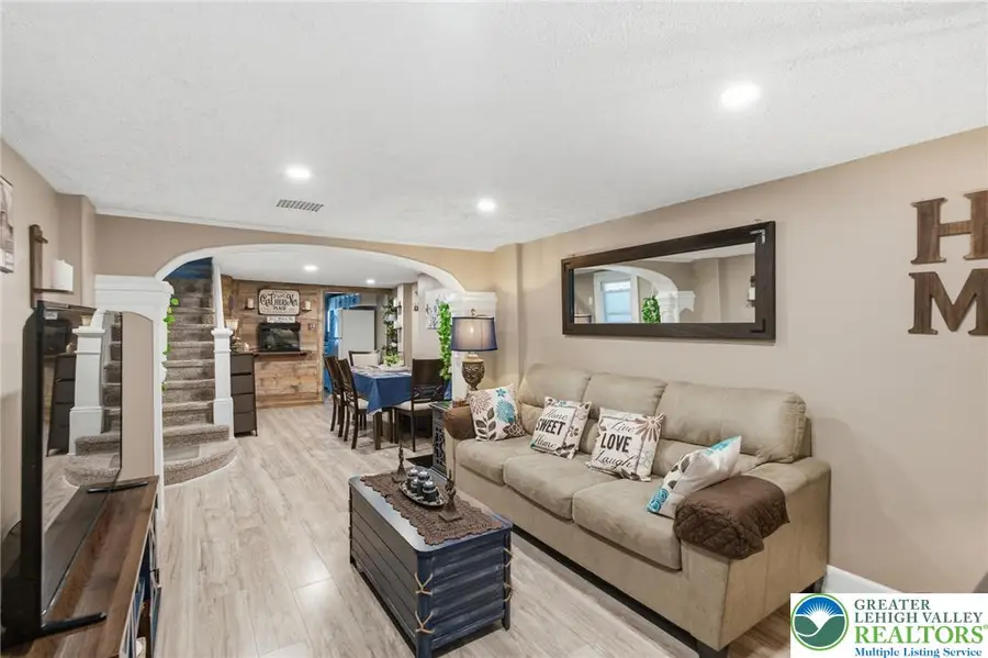 208 South Avenue, Jim Thorpe, PA 18229 - #2