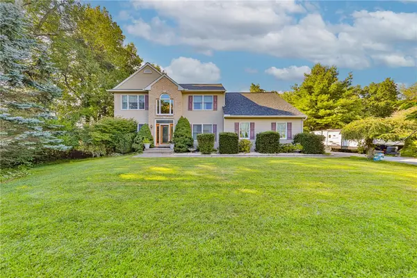 4132 Crest View Drive, Stroudsburg, PA 18360