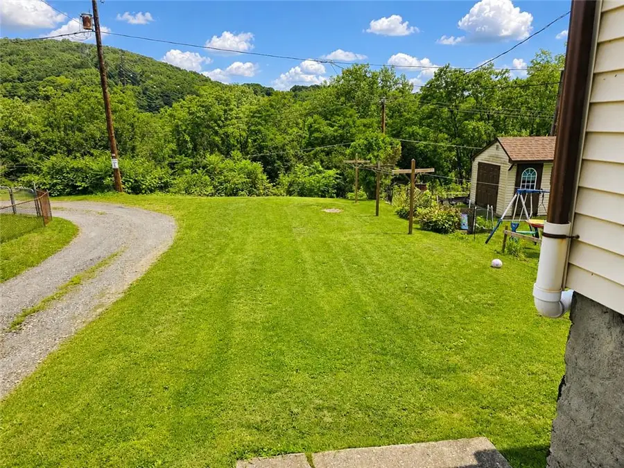 729 N 1st Street, Mahoning, PA 18235 - #3