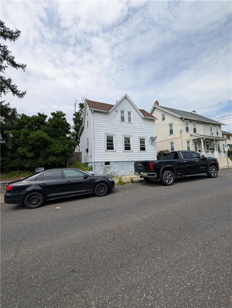 29 E Depot Street, Hellertown, PA 18055 - #2