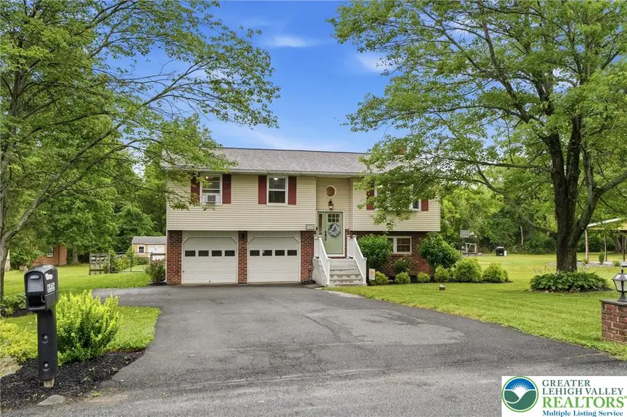 6526 Skyview Lane, Upper Saucon, PA 18036 - #3