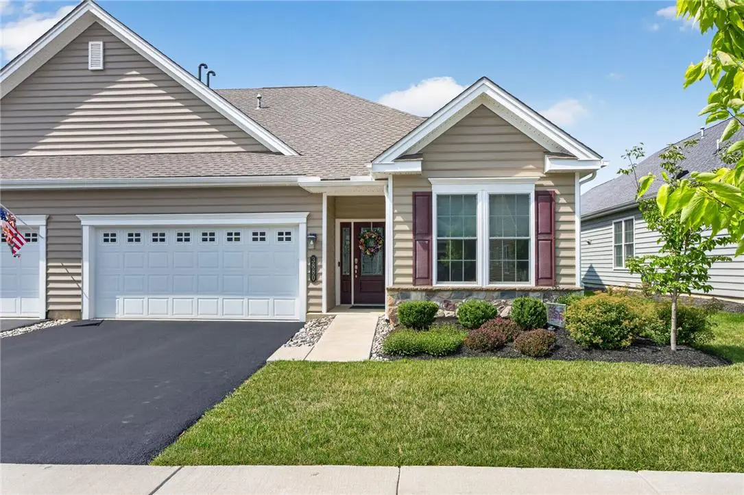 3880 Victors Way, Easton, PA 18045 - #1