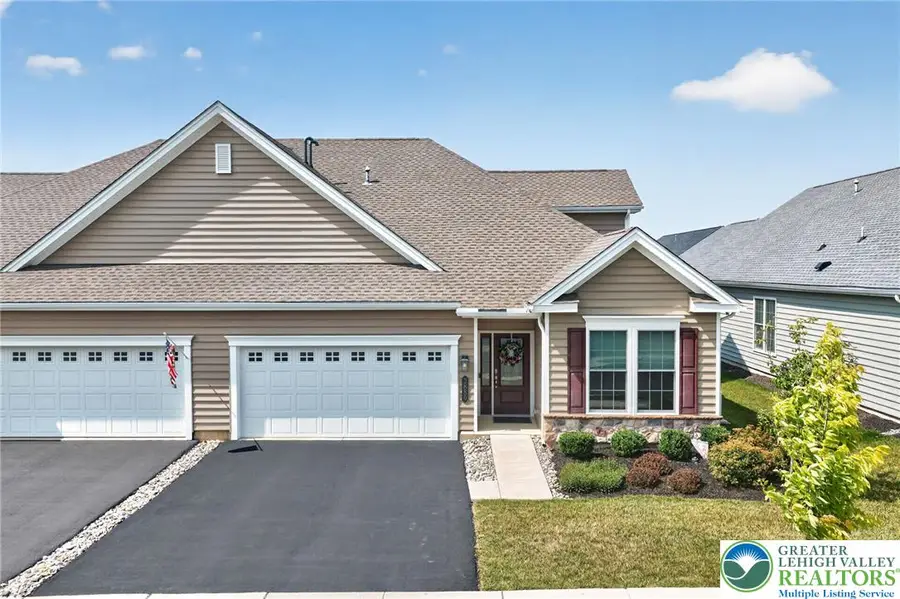 3880 Victors Way, Easton, PA 18045 - #3