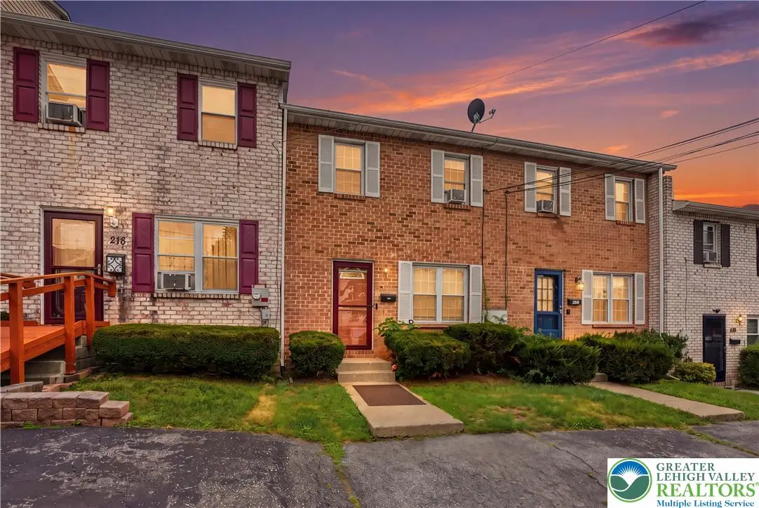 216 9th Avenue, Bethlehem, PA 18018 - #1