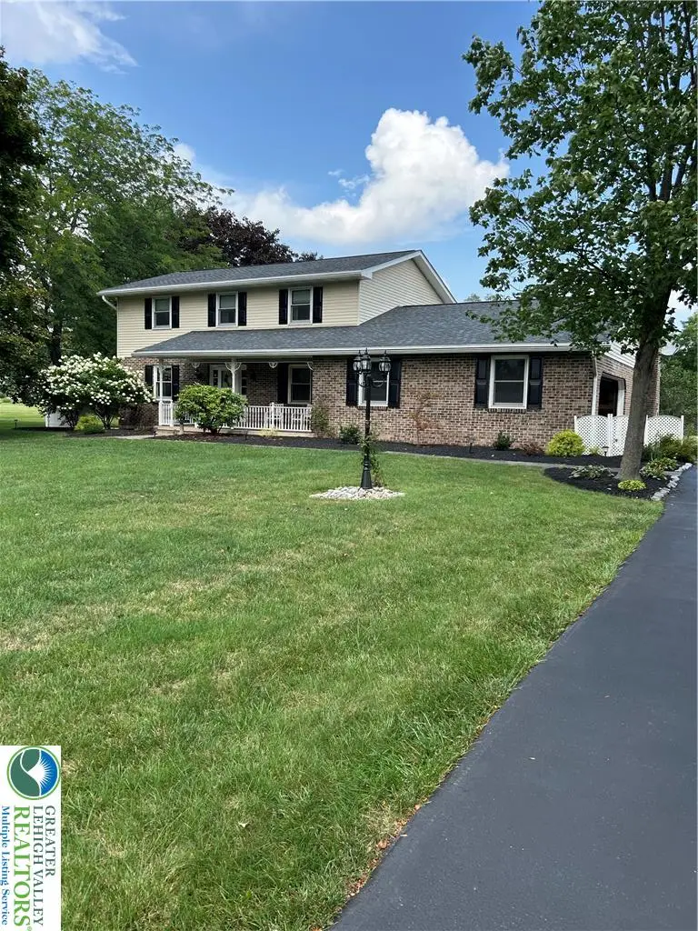 634 Gladys Drive, Bushkill, PA 18064 - #2