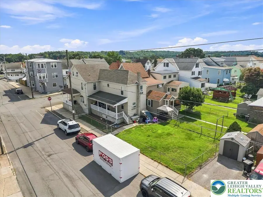 54 E White Street, Summit Hill, PA 18250 - #3