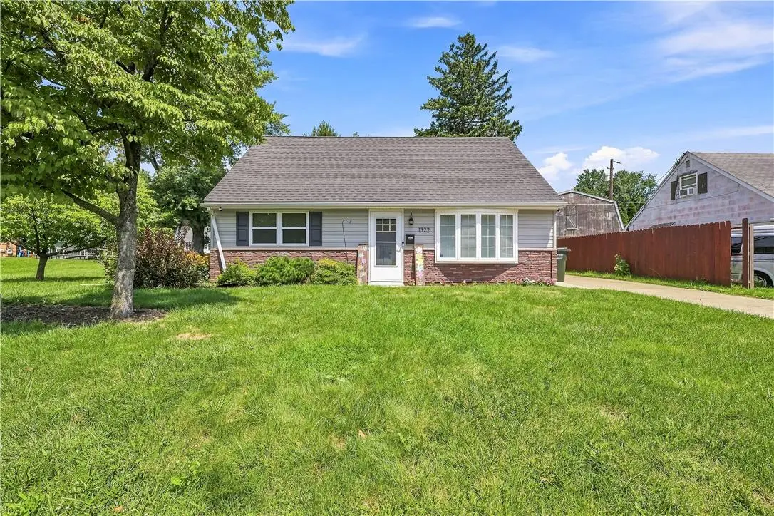 1322 W Rosemont Drive, Bethlehem, PA 18018 - #1