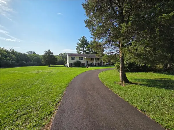 125 E Dark Hollow Road, Tinicum Twp, PA 18947
