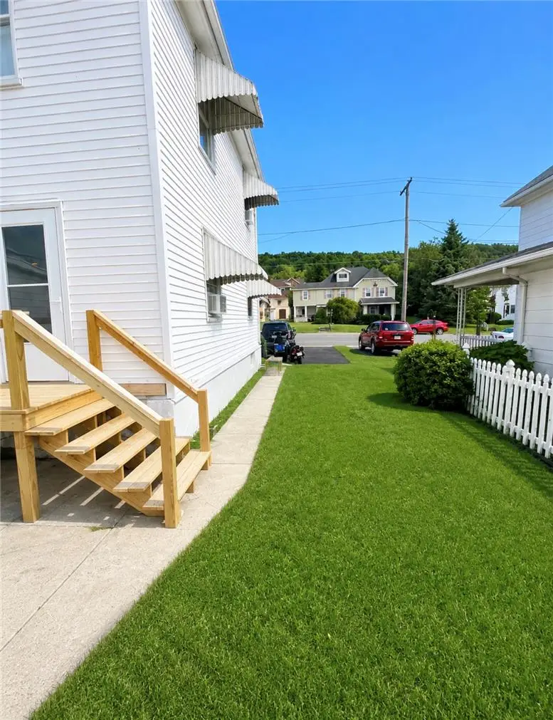 113 W Bertsch Street, Lansford, PA 18232 - #3