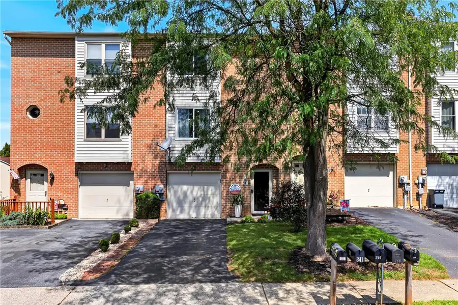 341 W 2nd Street, Alburtis, PA 18011 - #2