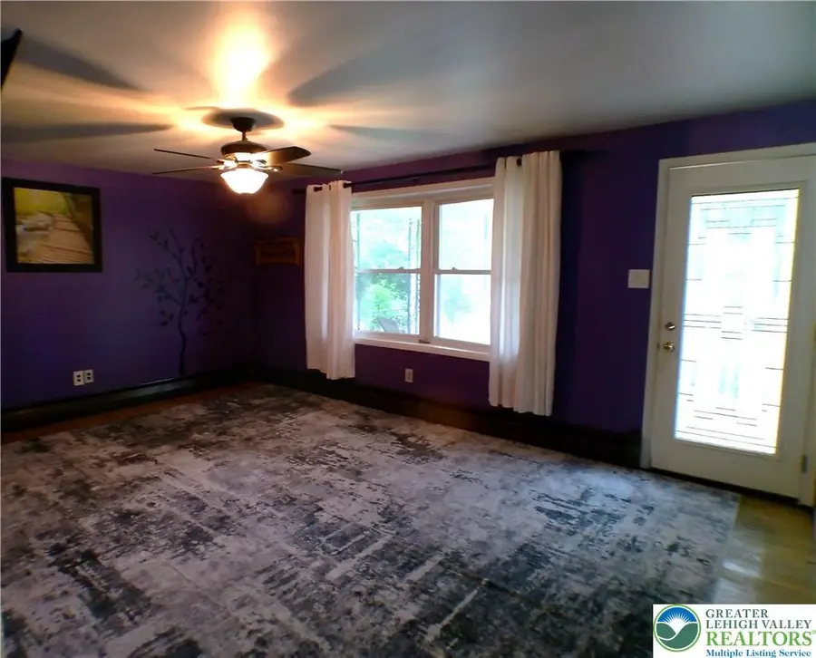 835 E Montgomery Street, Salisbury, PA 18103 - #3