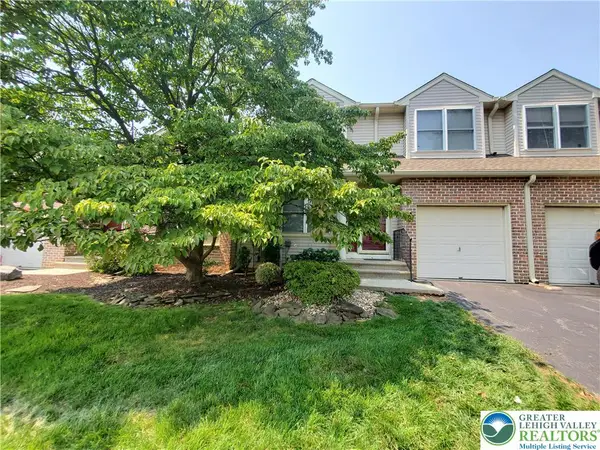 324 Surrey Place #324, Macungie Boro, PA 18062