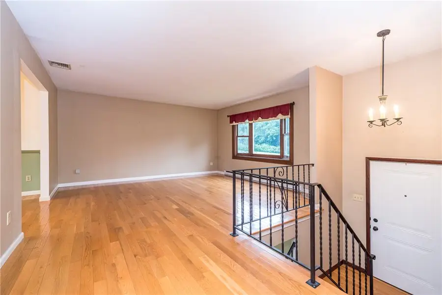 1437 Pearl Street, Salisbury, PA 18103 - #3
