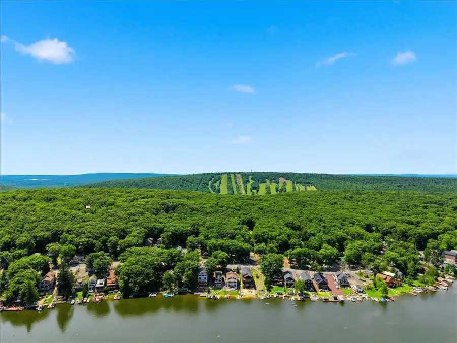 71 S Lake Drive, Lake Harmony, PA 18624 - #2