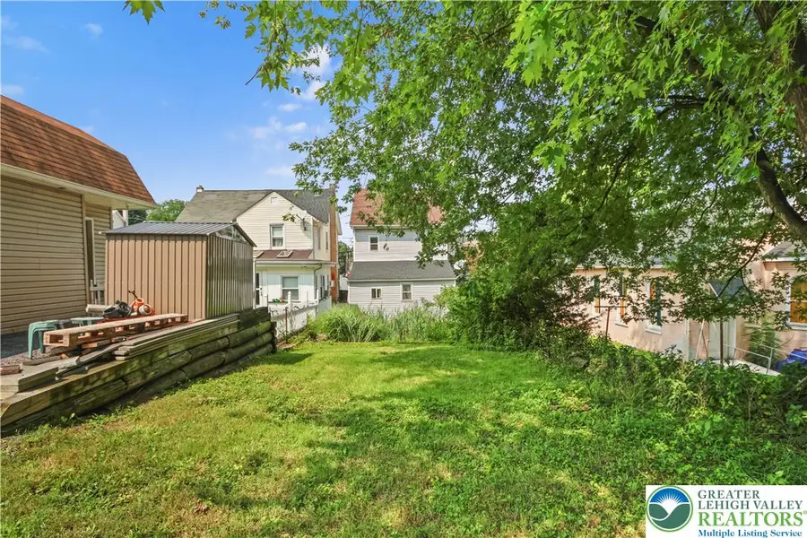 148 Monroe Street, Freemansburg, PA 18017 - #2