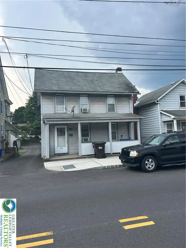 434 Main Street, Freemansburg Boro, PA 18017