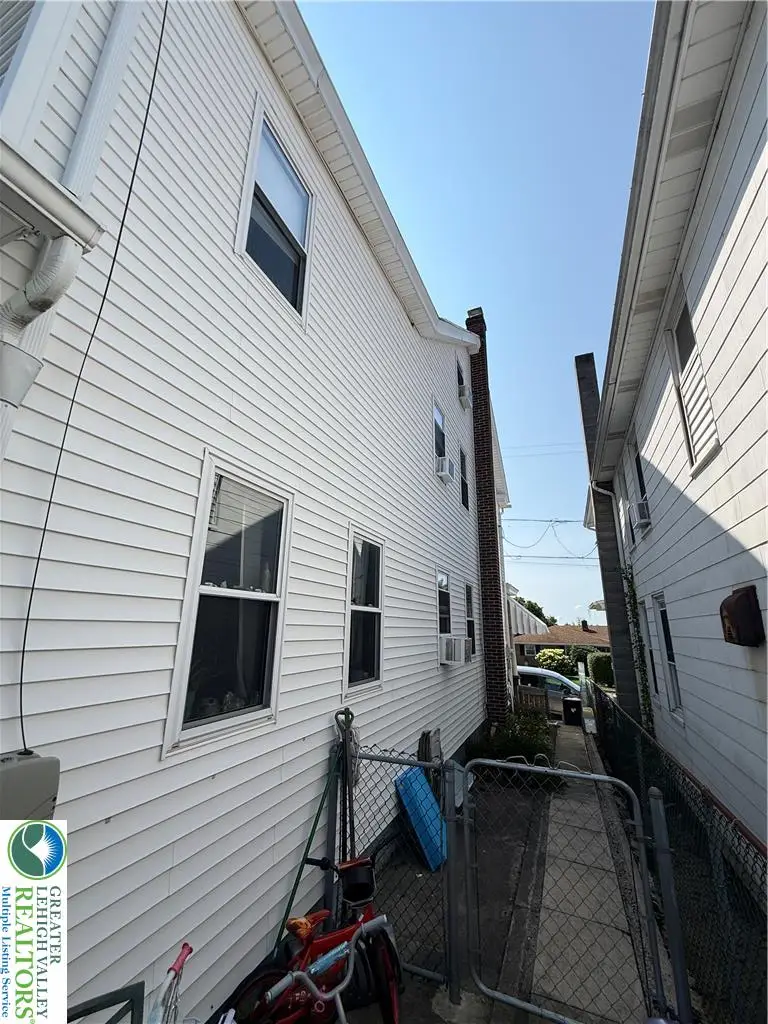 246 E Ludlow Street, Summit Hill, PA 18250 - #3
