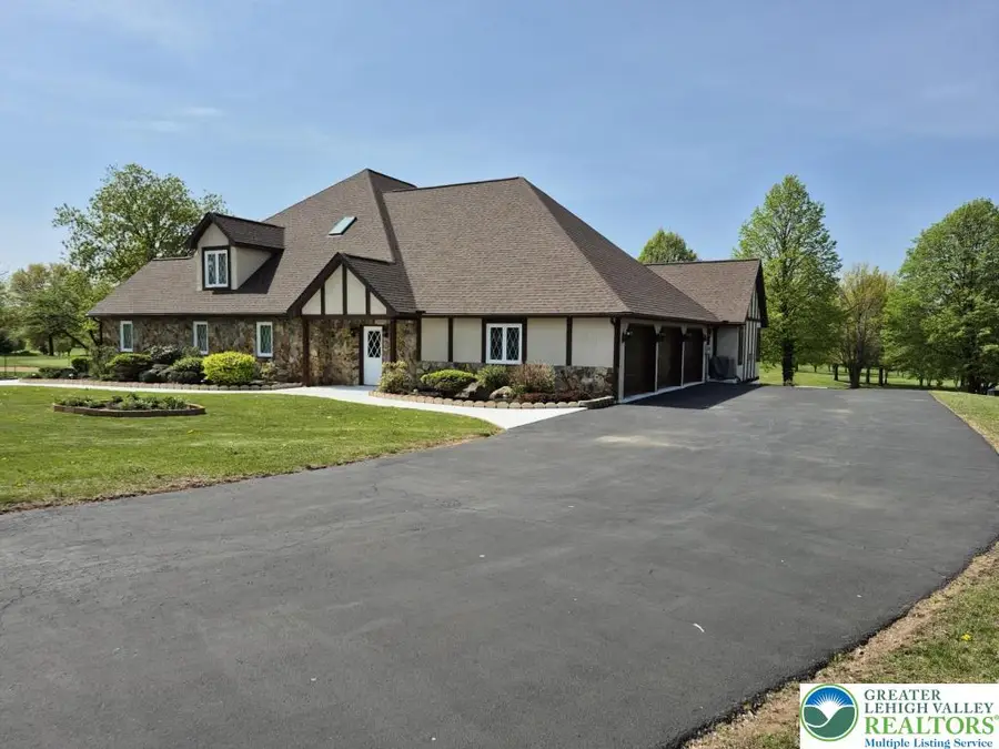 17 Augusta Lane, Ruscombmanor, PA 19522 - #3