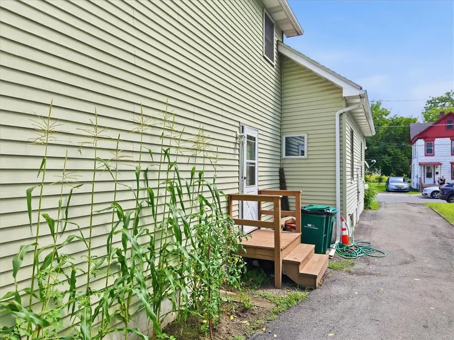 165 Elizabeth Street, East Stroudsburg, PA 18301 - #2