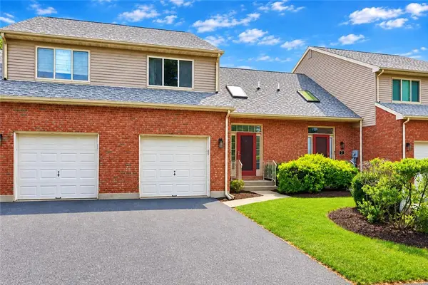 3 Winfield Court, Palmer Twp, PA 18045