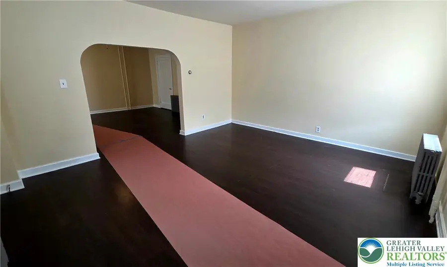 230 Wood Street, Catasauqua, PA 18032 - #2