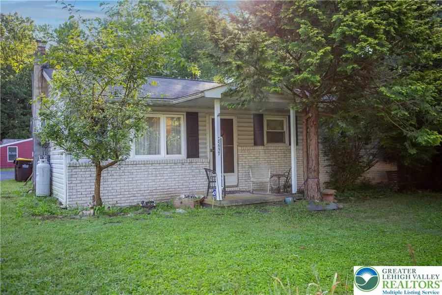 8657 S Loop Road, Washington, PA 18080 - #2