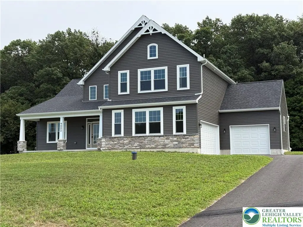 9002 Yorkshire Circle, Fogelsville, PA 18051 - #1