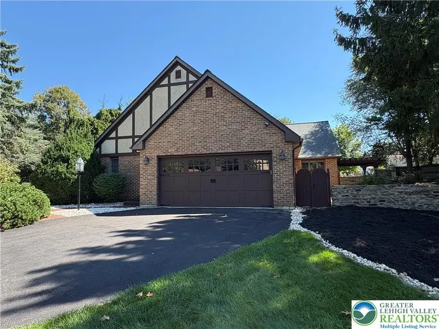 928 Barnsdale Road, Bethlehem, PA 18017 - #2