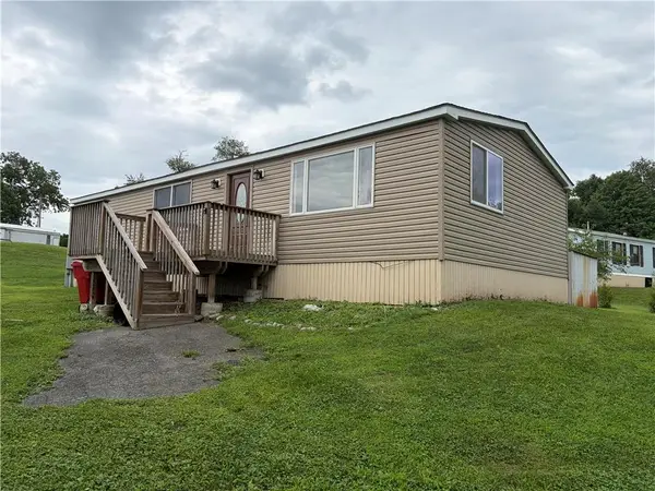 67 Ahern Drive, Upper Mt Bethel Twp, PA 18343