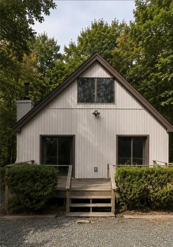121 Nosirrah Road, Penn Forest Twp, PA 18210
