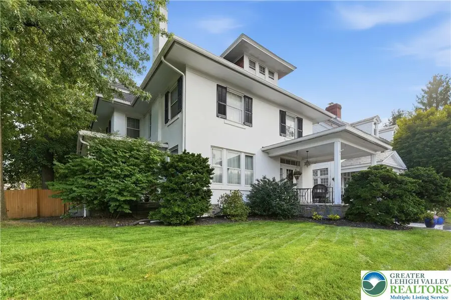 804 W Broad Street, Quakertown, PA 18951 - #2