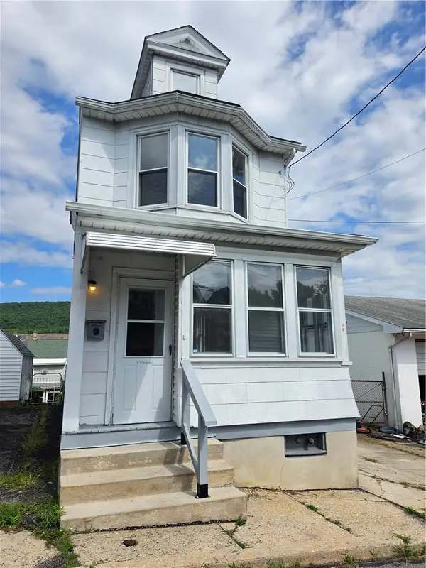 131 Early Avenue, Coaldale Boro, PA 18218