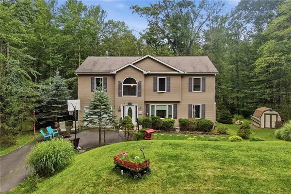 110 Aaron Drive, Tobyhanna Twp, PA 18347