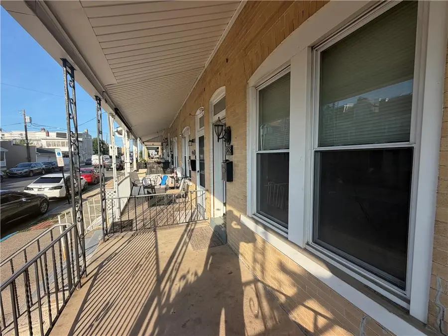 928 W Washington Street, Allentown, PA 18102 - #2