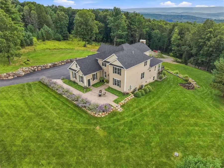 724 Silver Fox Lane, Stroudsburg, PA 18360 - #2
