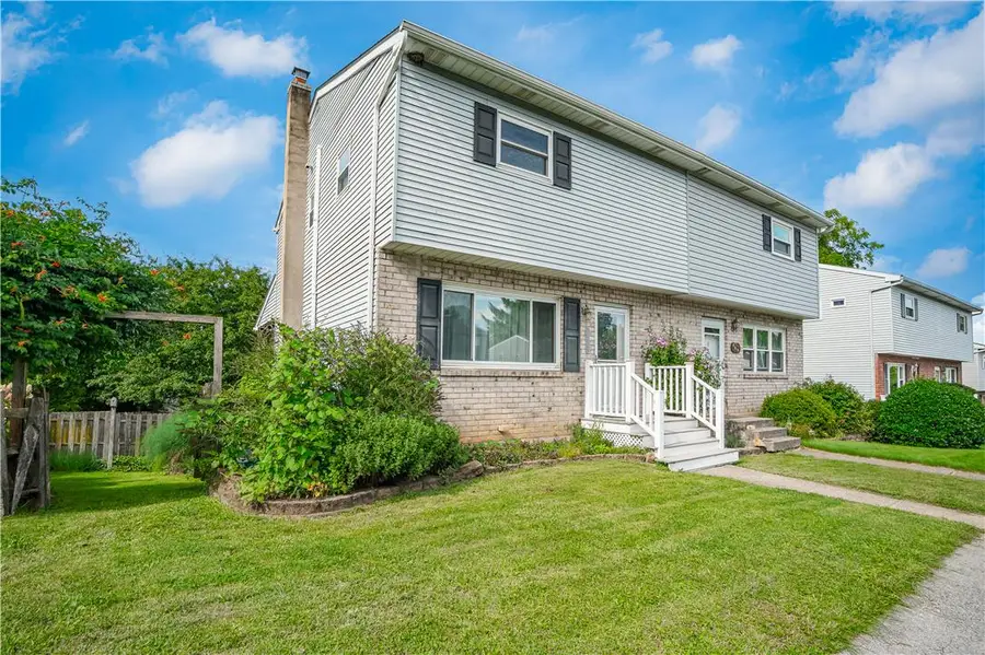 153 Roberts Street, Alburtis, PA 18011 - #2