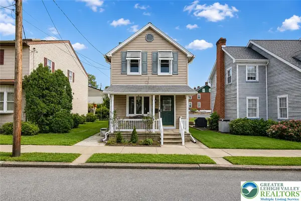 124 E Greenwich Street, Bethlehem City, PA 18018