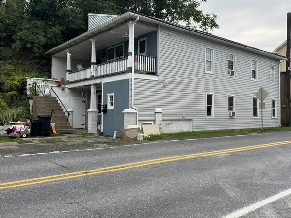 39 Canal Street, Franklin Twp, PA 18235