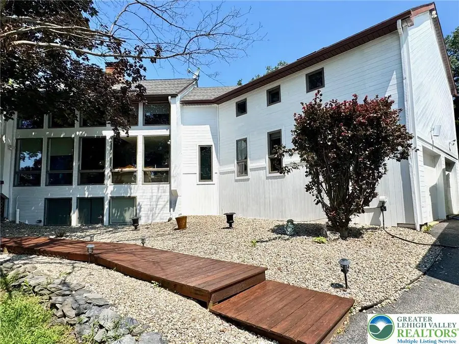 5061 Wendi Drive W, Upper Milford, PA 18092 - #2