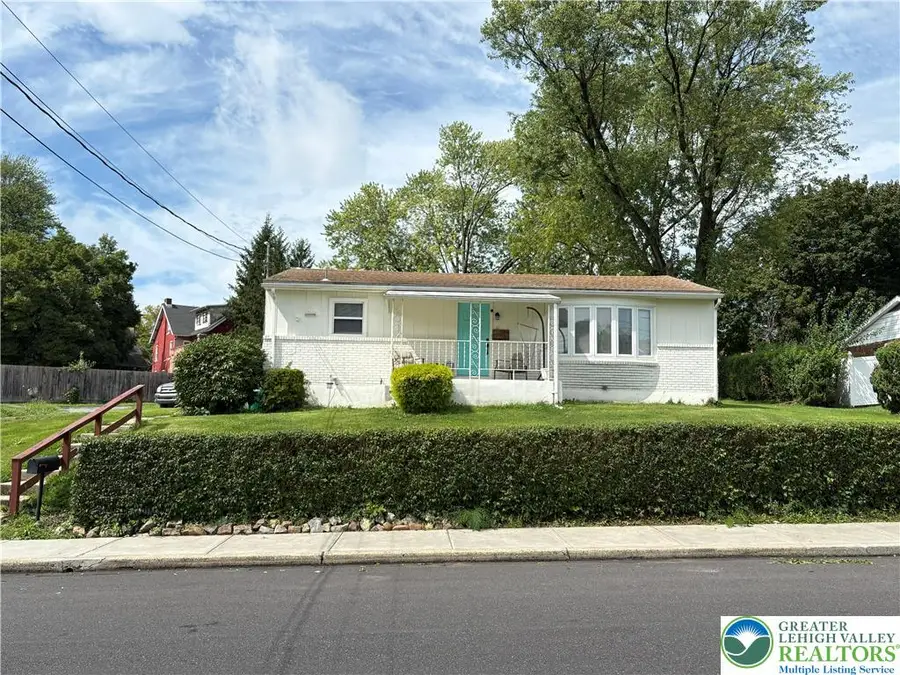 942 S Front Street, Allentown, PA 18103 - #2