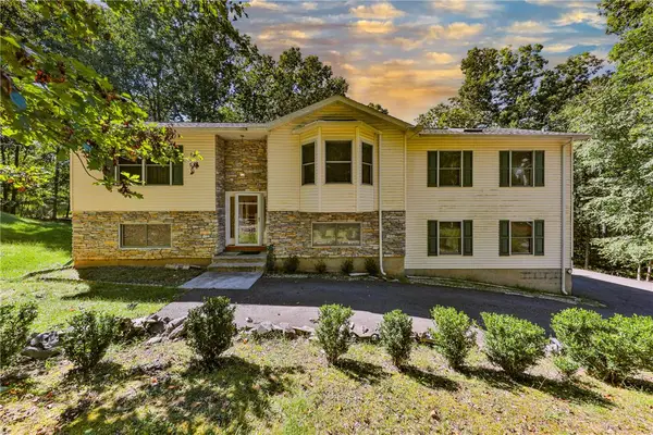 3359 Trafalgar Avenue, East Stroudsburg, PA 18302