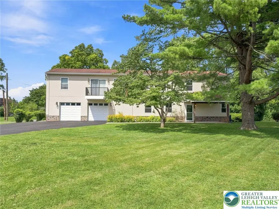 1739 Brown St., South Whitehall, PA 18104 - #3
