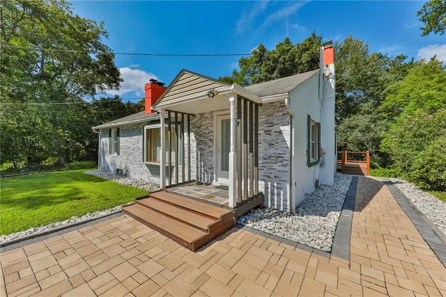 4430 Crescent Street, Stroudsburg, PA 18360 - #3