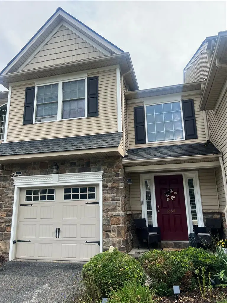 1654 Finches Garden Road, Bethlehem, PA 18015 - #1