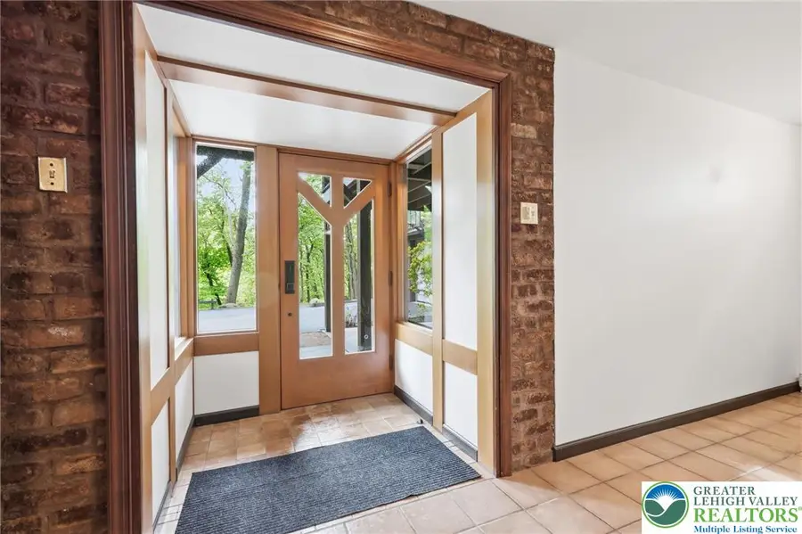 2244 Springtown Hill Road, Lower Saucon, PA 18055 - #2