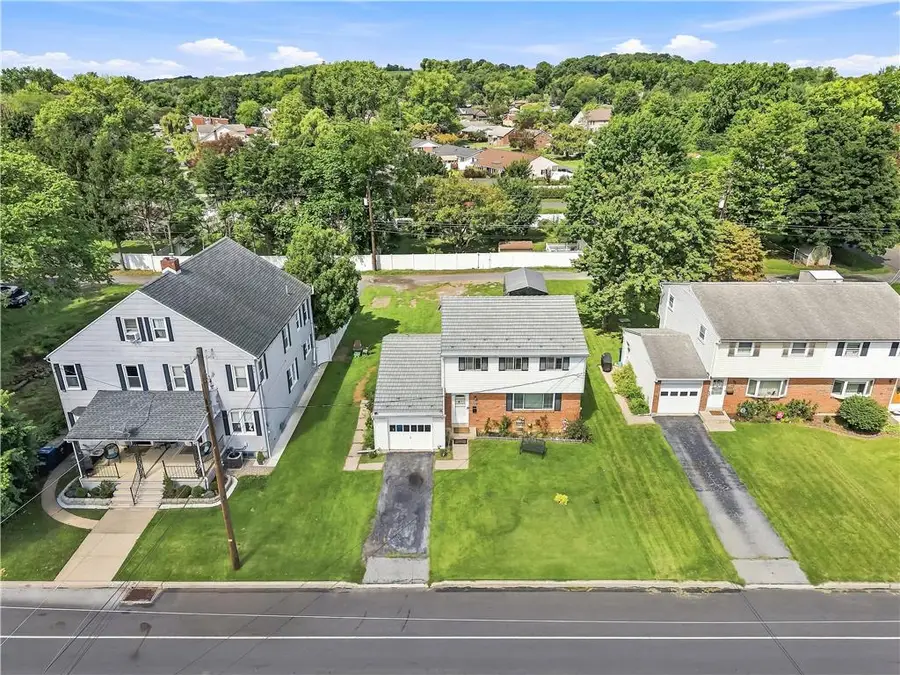 1630 Whitehall Avenue, South Whitehall, PA 18104 - #3