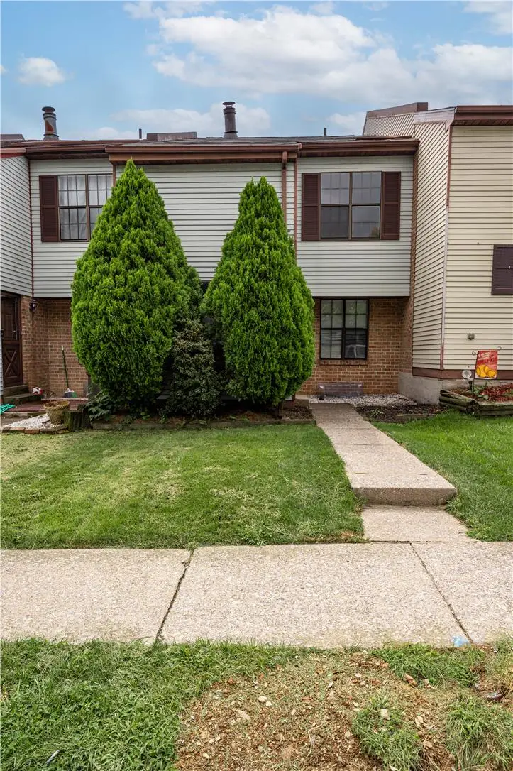 3418 Colonial Court, South Whitehall, PA 18104 - #1