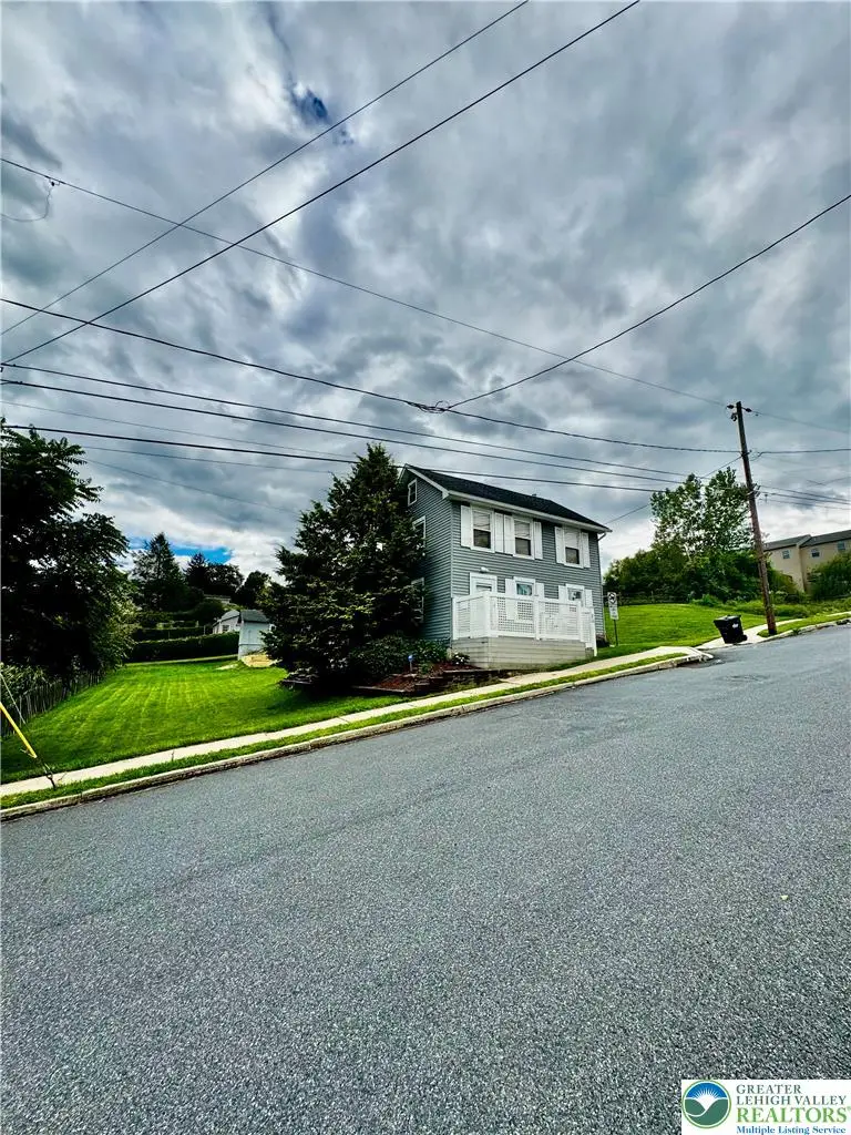 216 Monroe Street, Freemansburg, PA 18017 - #3