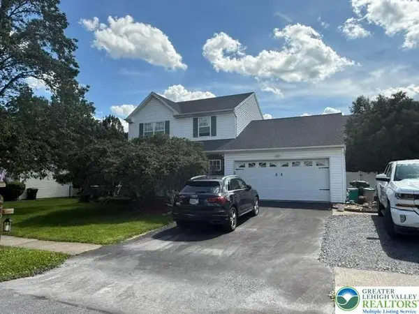 2170 Black Forest Drive, North Whitehall Twp, PA 18037