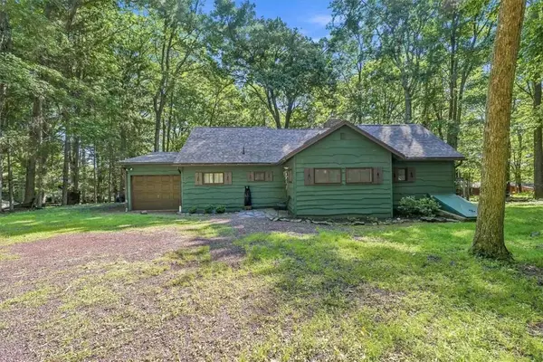 78 Crest Drive, Kidder Twp, PA 18624